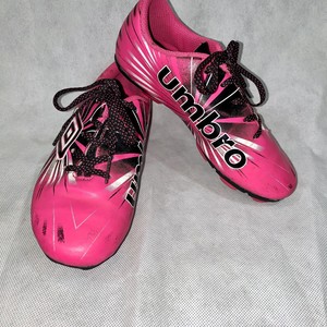 girls soccer cleats size 13