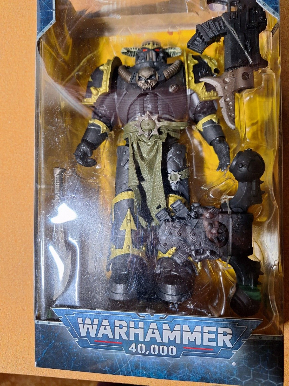 McFarlane Toys Warhammer 40,000 Chaos Space Marine 7 in Action Figure - 10941