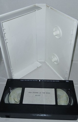 How Strong Is The Wind Based On KILL Devil Hill Book Clamshell SmokeMold Free - Picture 3 of 8