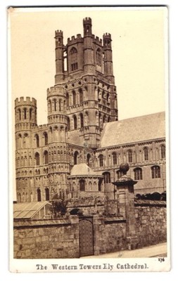 Fotografie Ely, the Western Tower of the Cathedral 