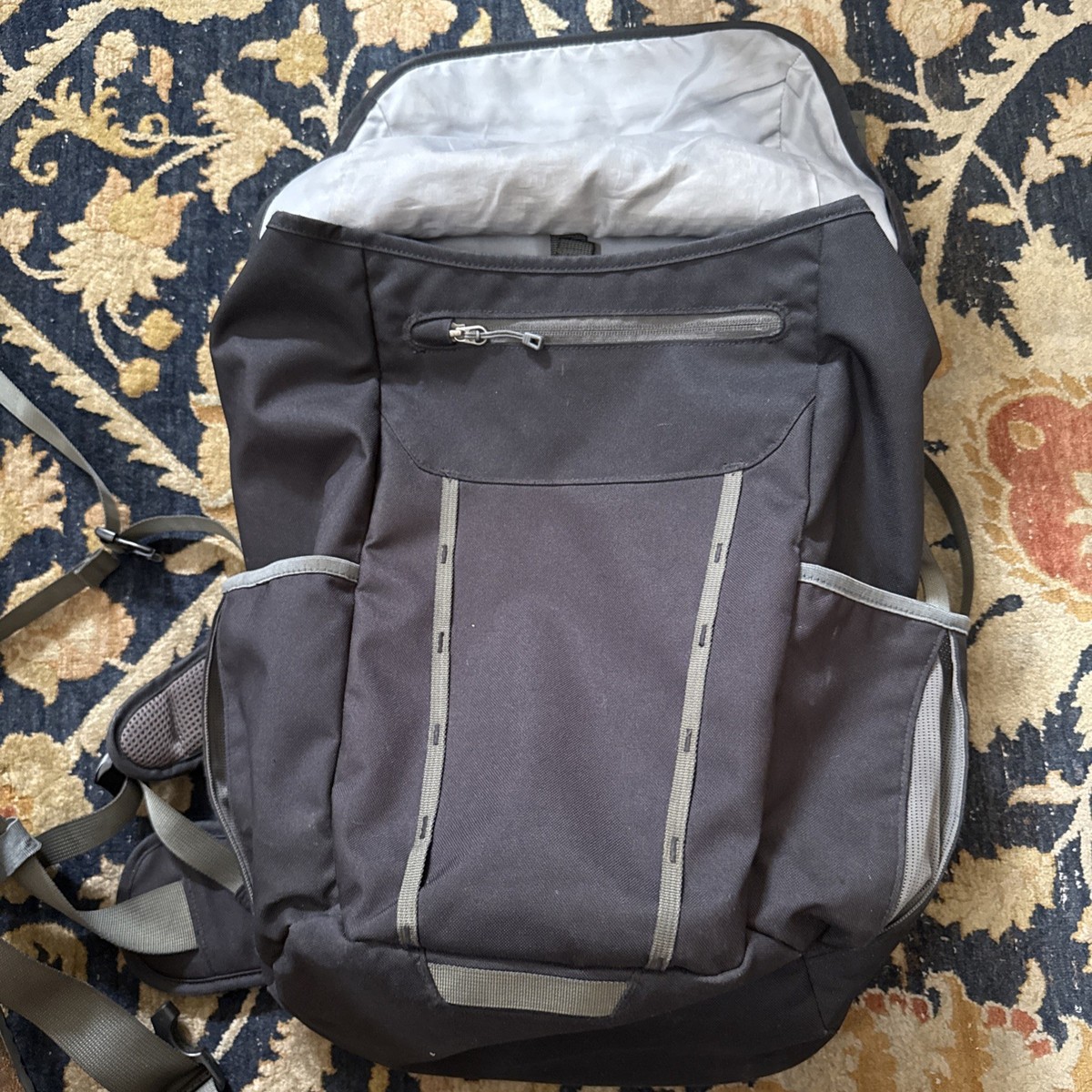 Patagonia Critical Mass 22L Black Daypack Commuter Backpack