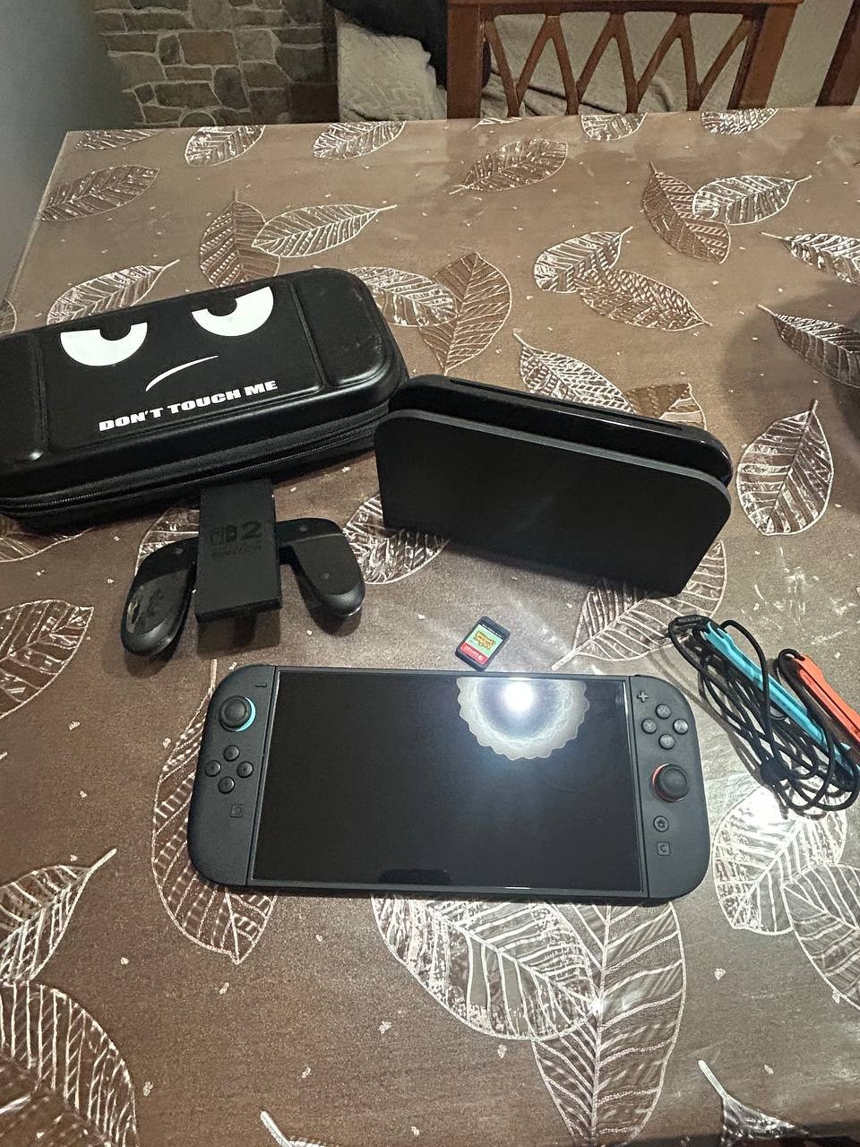 NINTENDO SWITCH 2 + Animal Crossing + Come nuova con scatola originale e accesso