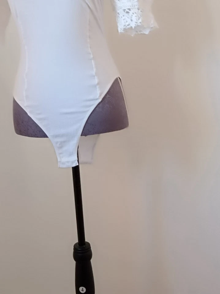 Trachtenbody weiß Body für Dirndl Mills Spitze Stickerei. Gr. 36/38 - Bild 2 von 4