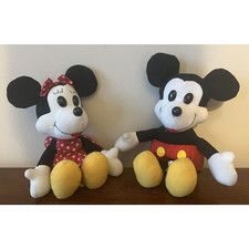 Disney Mickey and Minnie Mouse 10" Plush Set Couple Matched Stuffed Animals