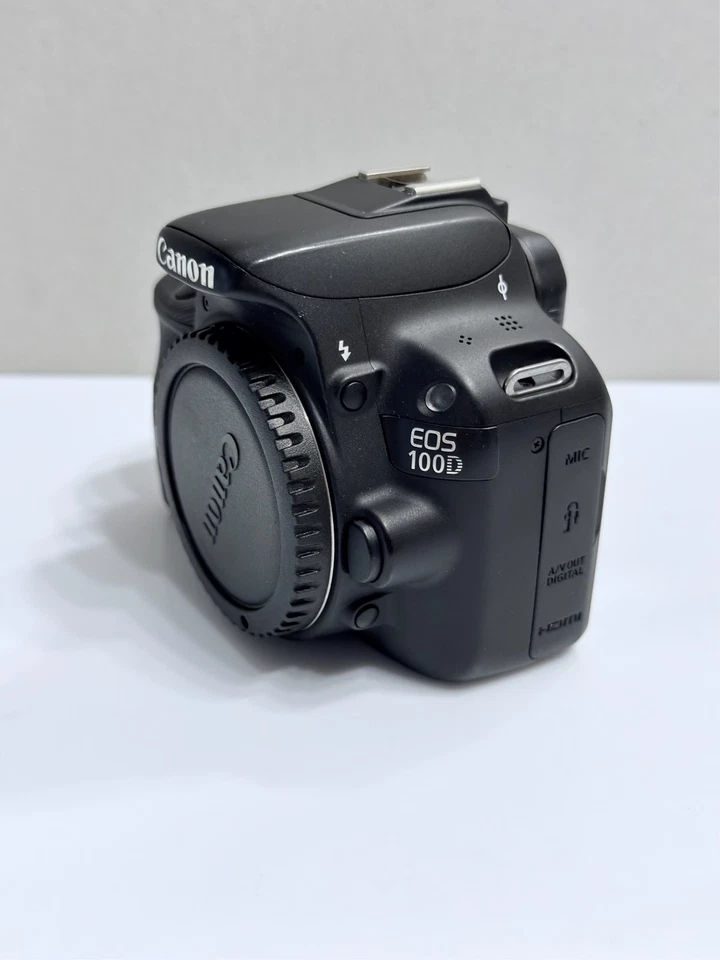 Digitalkamera Canon EOS 100D / 18.0 MP/ FULL-HD/ Touchscreen / *4420* Auslösunge - Bild 3 von 4