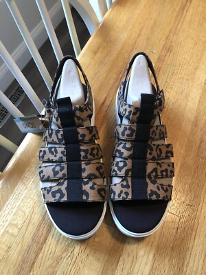 NWT & box   TOMS Fisherman Leopard Lug Sandals Size 8.5