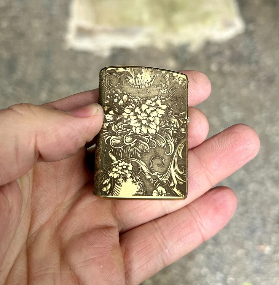 Encendedor Zippo personalizado John Wick Blood Oath | Armadura de latón Zippo | Hecho en EE. UU. Foto 3 de 4