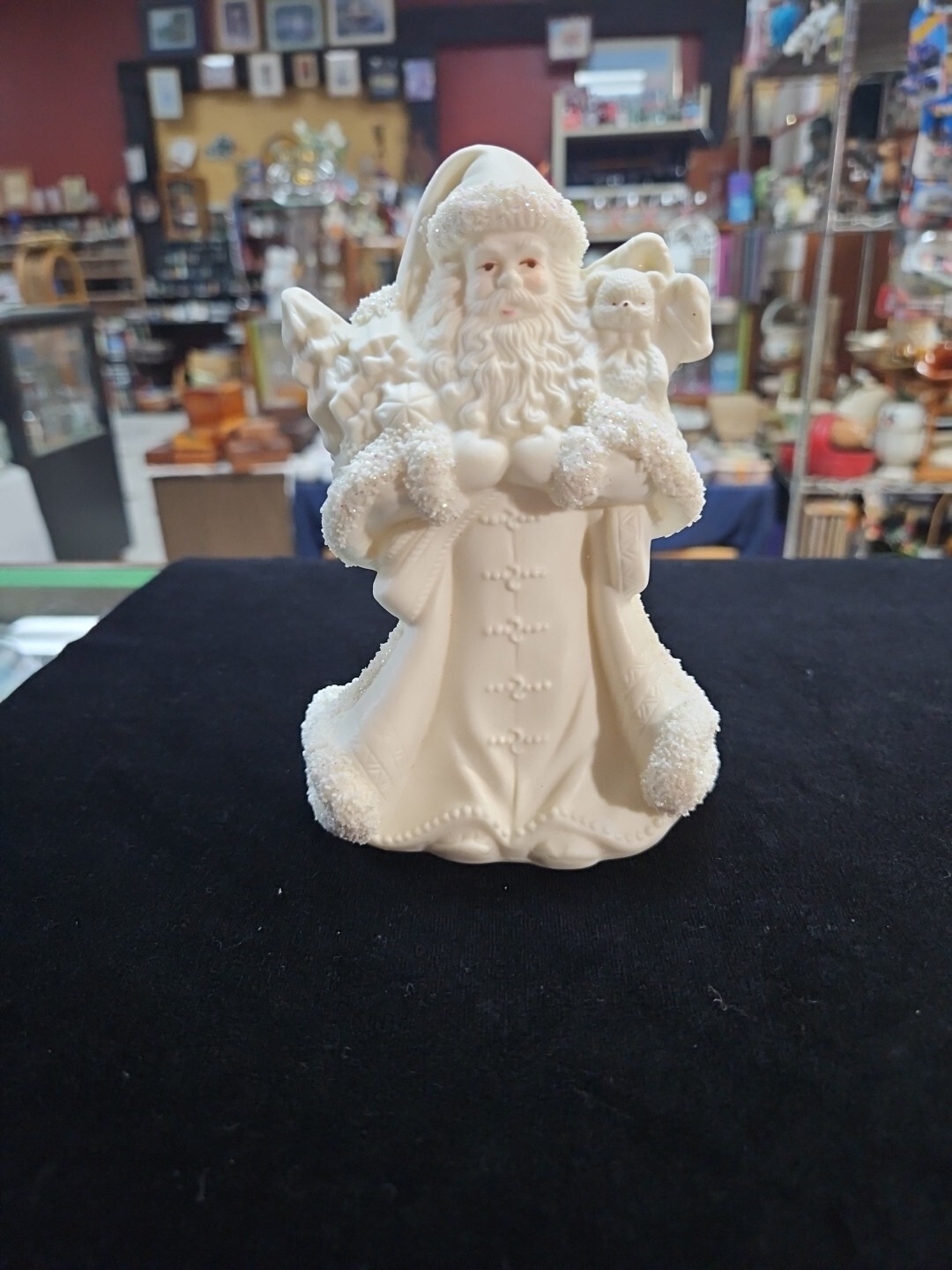 White Bisque Old World Santa Claus Figurine Porcelain Textured Trim Glitter 6