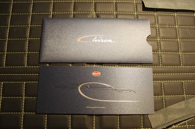 RAR Prospekt/brochure Presskit Bugatti EB16.4 Chiron Weltpremiere Schuber Limite