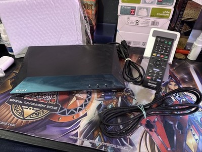 Sony BDP-S3100 Blu-Ray Disc Player DVD Player w/ Remote HDMI Cable 