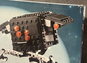 LEGO The LEGO Movie: MetalBeard's Sea Cow (70810) * Not Mint * New * Retired *