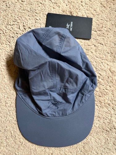 Arcteryx Aerios 5 panel cap Stratus Black Sapphire Unisex Small / Medium NEW