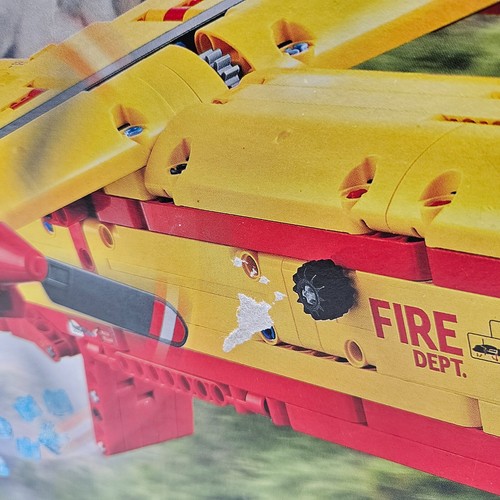 Lego Technic FIREFIGHTER AIRCRAFT #42152 Building Toy Set 1134 pcs - NEW Sealed - Picture 5 of 15