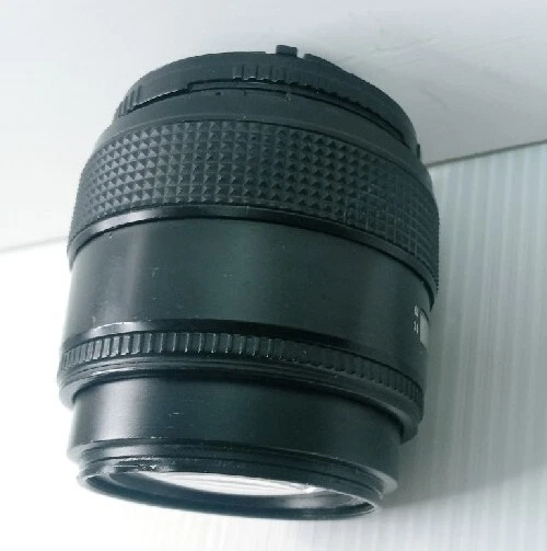 Lente SOLIGOR Japón Zoom Macro 28-70 mm 52 1:3,5-4,5 de colección usada Foto 2 de 4