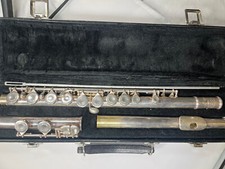 Selmer Bundy USA Flute with Case Serial Number 715022