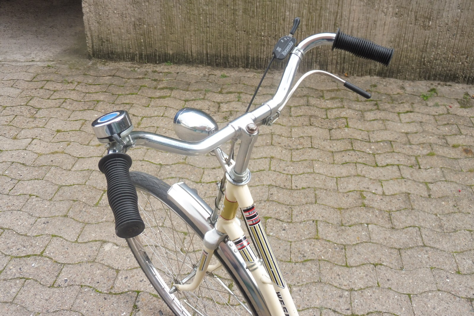 Bild 8 von 12