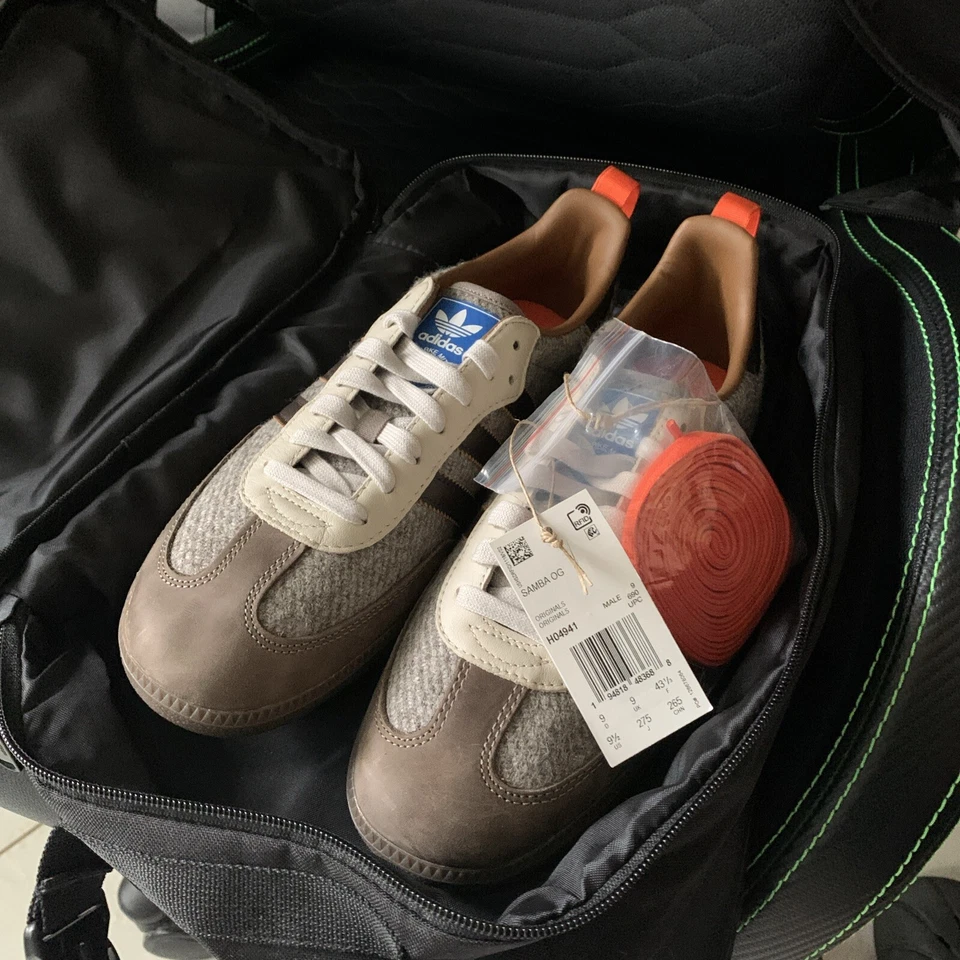 Adidas Samba Fox Tweed Simple Brown - 9.5 with Shoe Bag - Image 3 of 4