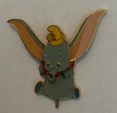 Flying Dumbo Movement 3D Ears Out Disney Pin (A2)
