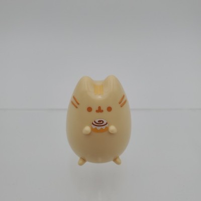 Pusheen Cat Surprise Mini Figurine OPEN Yellow