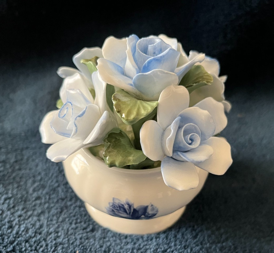 Aynsley Bone China Blue Roses Flower Bouquet, England