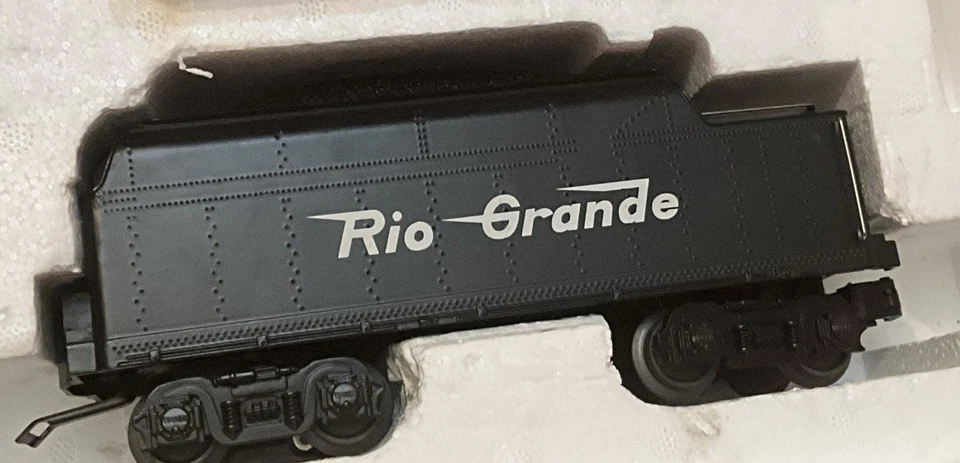 LIONEL 6-38624 RIO GRANDE BERKSHIRE JR LOCOMOTIVE & TENDER #8624 See pics - Image 3 of 4