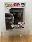 Funko Pop Star Wars Kylo Ren #203 Toys R Us + FREE POP PROTECTOR