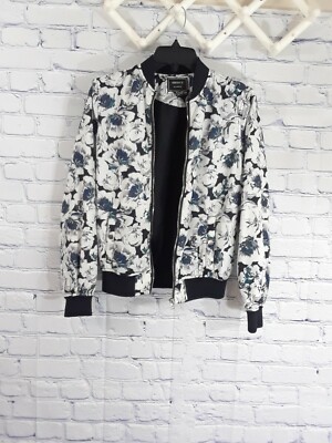 Forever 21 Floral BomberJacket Size Small Lightweight Feminine