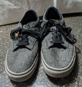 dark grey vans mens