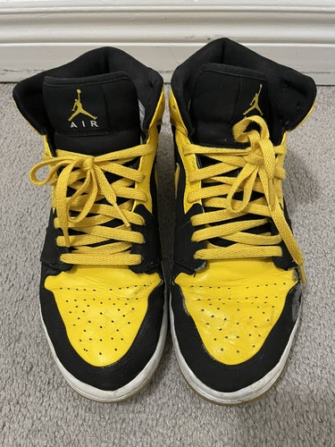 Nike Air Jordan 1 Retro Mid New Love 