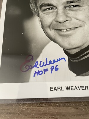 EARL WEAVER SIGNED 8x10 PHOTO BALTIMORE ORIOLES LEGENDARY MANAGER