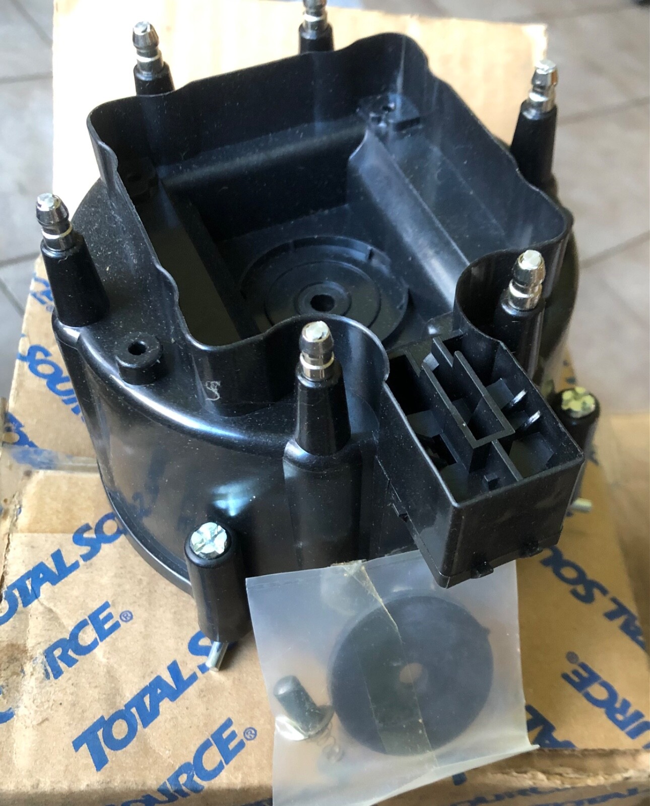 *NEW Hyster HY288033 Forklift Distributor Cap BA51F/00 eBay