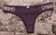 NWT BODY BY VICTORIA'S SECRET MEDIUM PURPLE SMOOTH LACE BOW RARE THONG PANTIES