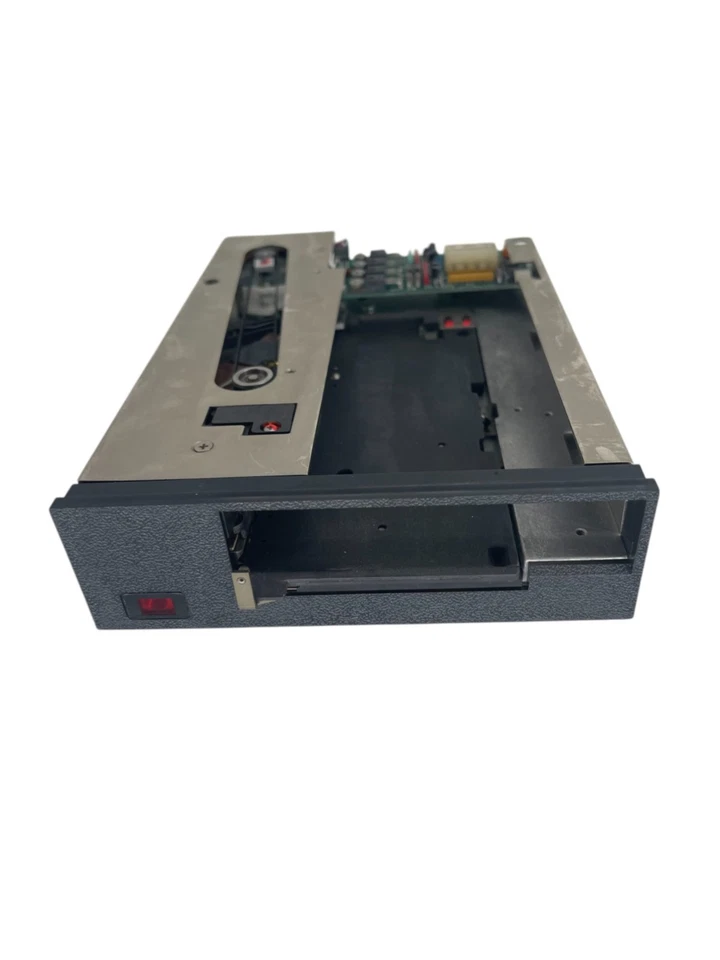 Wangtek 5099EN24 QIC Cartridge Tape Drive – Vintage 5.25" SCSI - Image 2 of 4