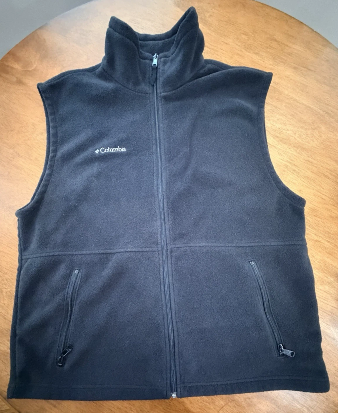 Columbia Fleece Vest Mens Medium Black Full Zip Sleeveless Outdoor Hiking Size L
Opens in a new wind