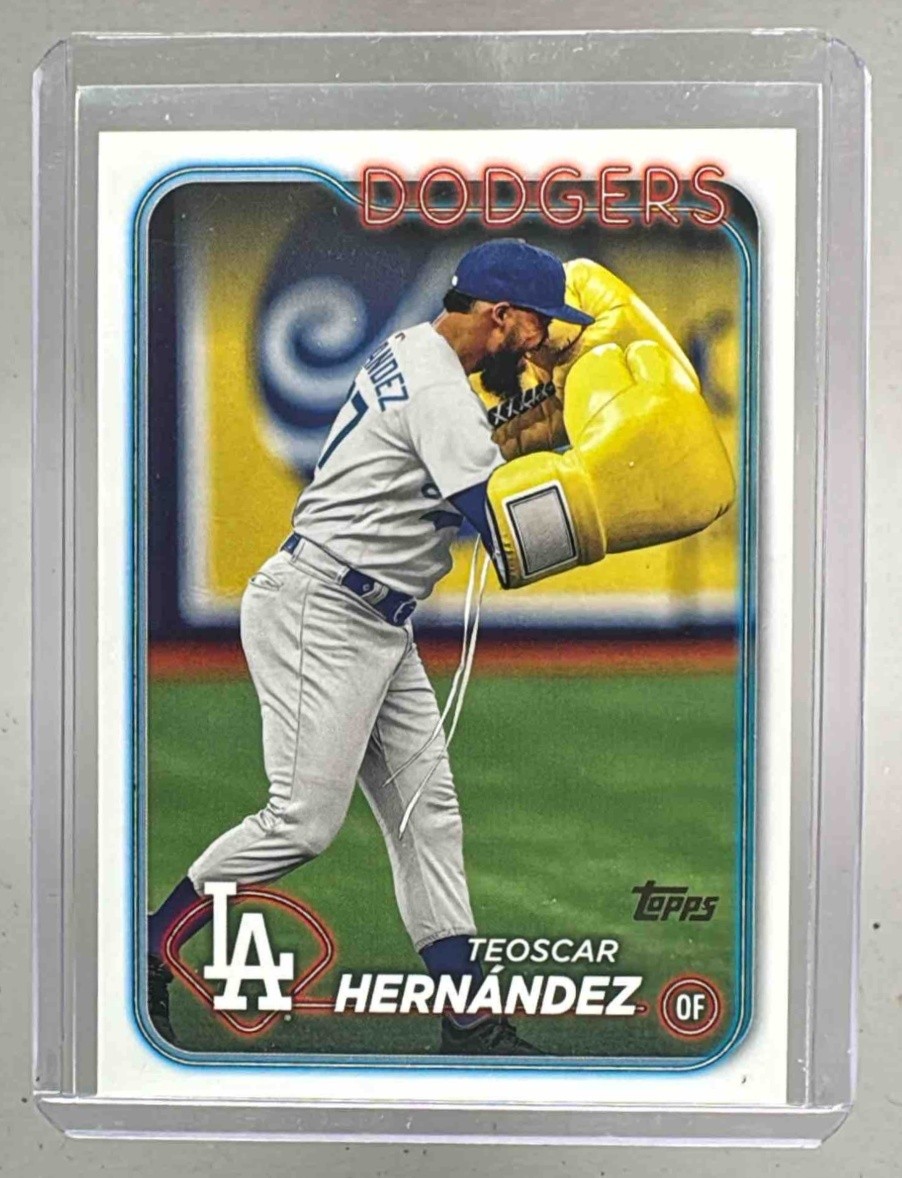 Teoscar Hernandez 2024 Topps #619 Golden Mirror SSP