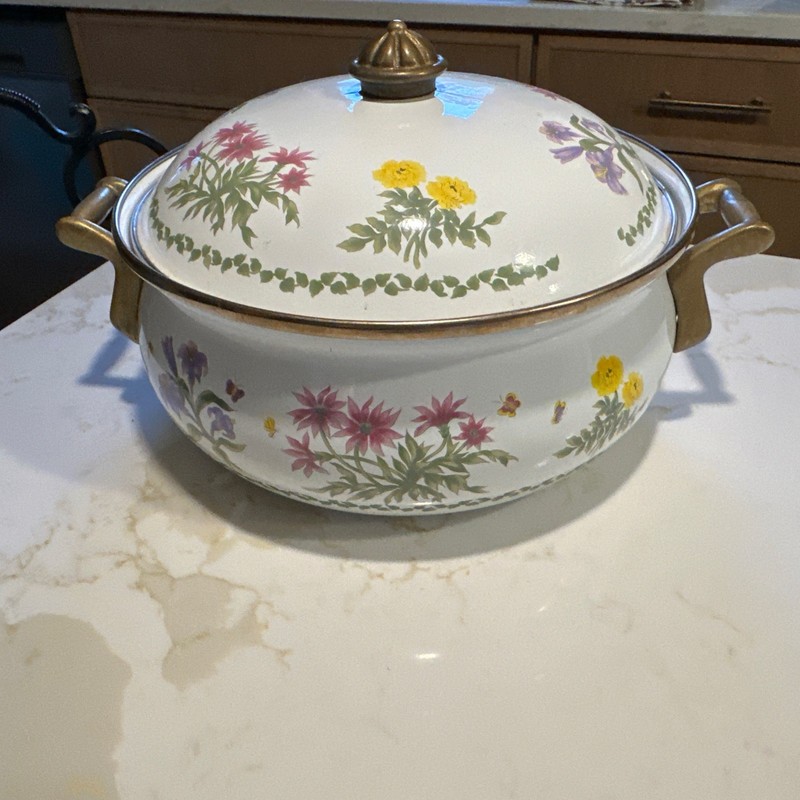 French Fleur/Wildflower Covered Enamel 2.5 Qt Pot by Lincoware (LIW2) Dutch Oven