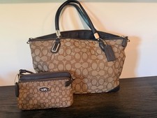vintage coach bag with matching wallet