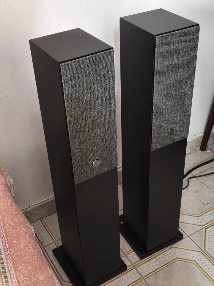 Coppia speaker attivi da pavimento AUDIO PRO A38 - Immagine 2 di 4