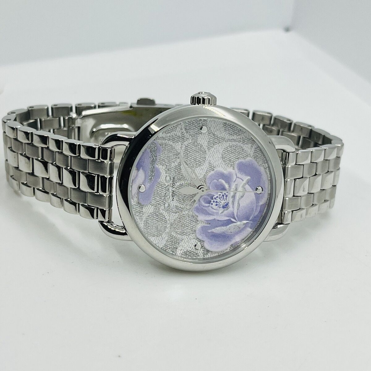 Coach New York Women's Silver Stainless Steel Flower Pattern Coach New York Women's Silver Stainless Steel Flower Pattern