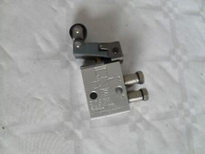 BOSCH Pneumatik Druckluft Schalter Ventil Taster 0 820 408 003