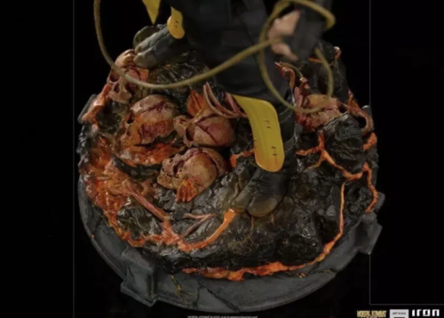 Iron Studios Mortal Kombat The Scorpion 1/10 Scale Statue - Picture 3 of 3