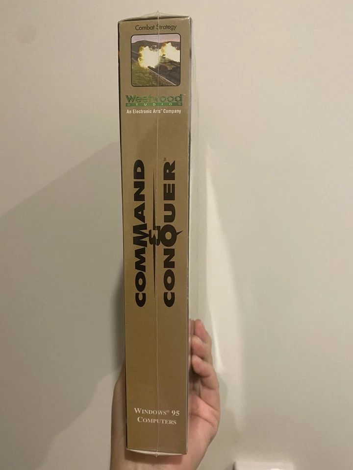 COMMAND & CONQUER Classics Game -  Brand New Sealed Big Box PC Win 95 Aus Ver. - Image 3 of 4