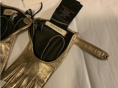 【関税&送料込】Gucci Gloves GUCCI women's gloves NWT Leather Gold/Metallic Size7 Small