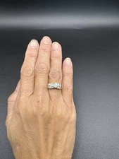 18karat Yellow Gold And Diamond Ring. One Brilliant Round .55carat W/tcw 1.33