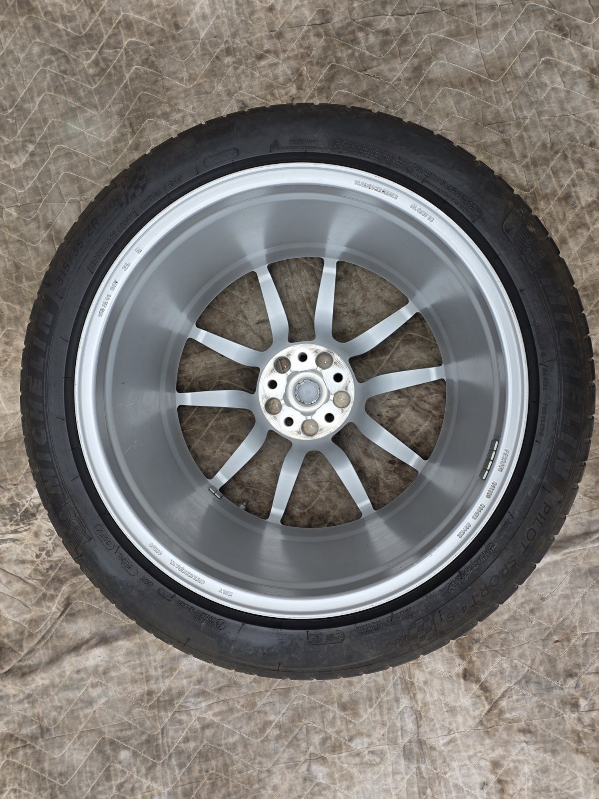 FERRARI 812 & F12 OEM GENUINE ORIGINAL EQUIPMENT 20" WHEEL TIRES TPMS & CAP SET