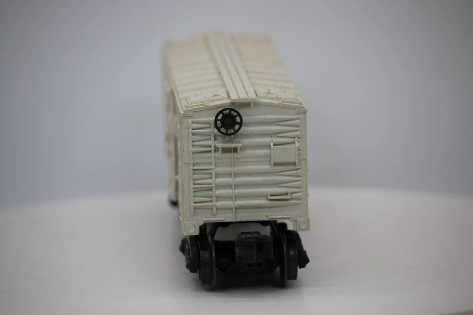 Lionel O Scale 6472 Crushed Ice Refrigerator Freight Train Box Car 1:48 Gauge - Image 3 of 4