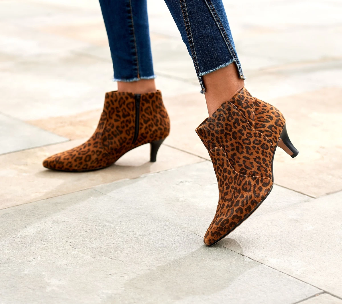 Clarks top heeled booties