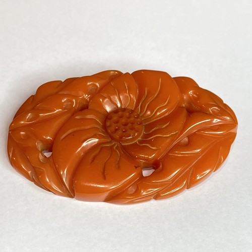 Vtg Bakelite Oval Flower Brooch Pin Deeply Carved Large 3" by 2" Chunky Orange - Picture 2 of 7