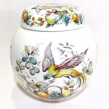 Bone China Lidded Pot Pourri/Ginger Jar Royal Windsor For WOODS OF WINDSOR