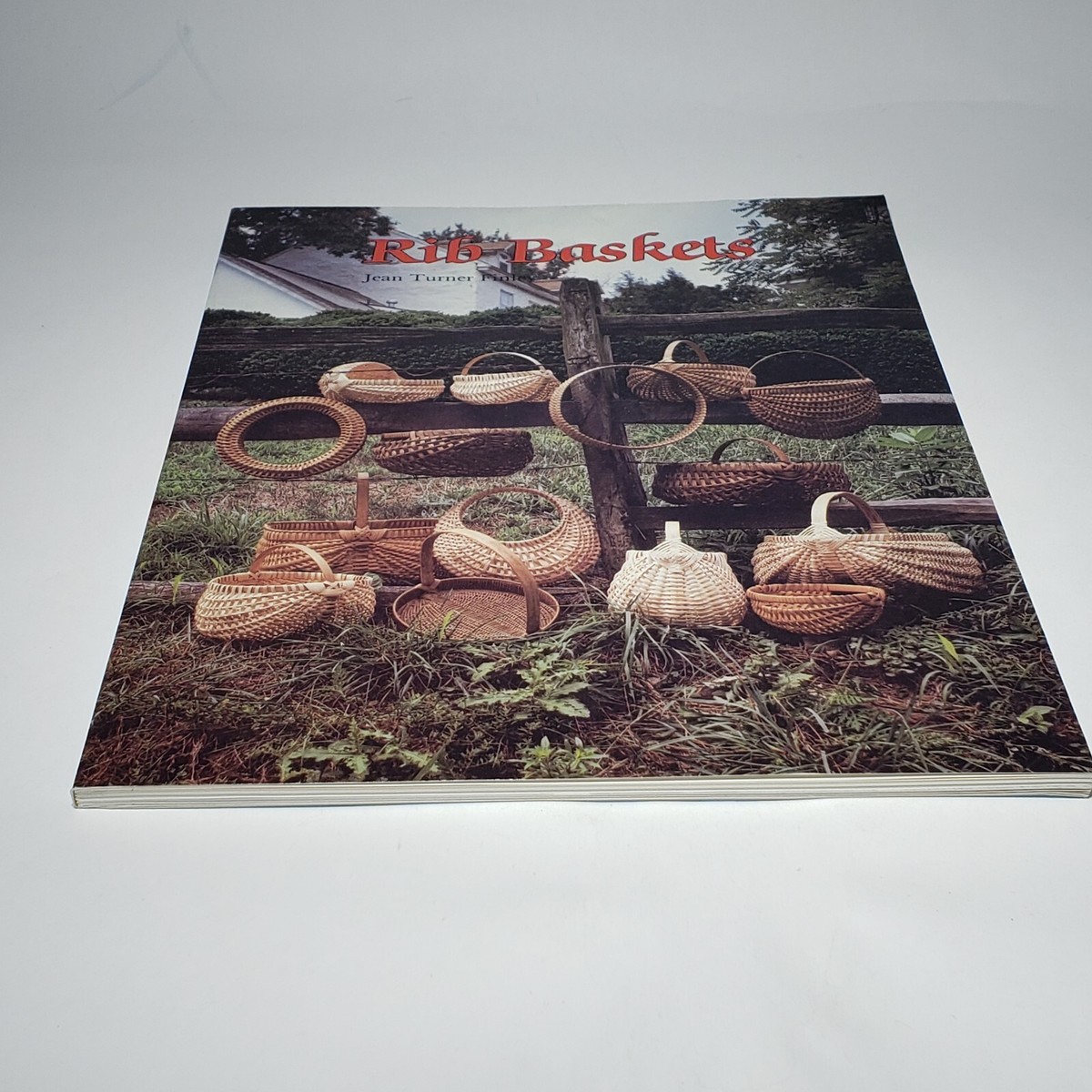 Lot of 5 VTG Basketry Books Booklets 1985-1991 Over 70